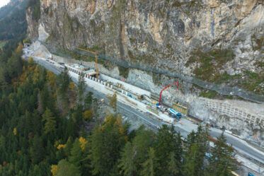 B180 Reschenstraße: Schalwagen für Schutzgalerie