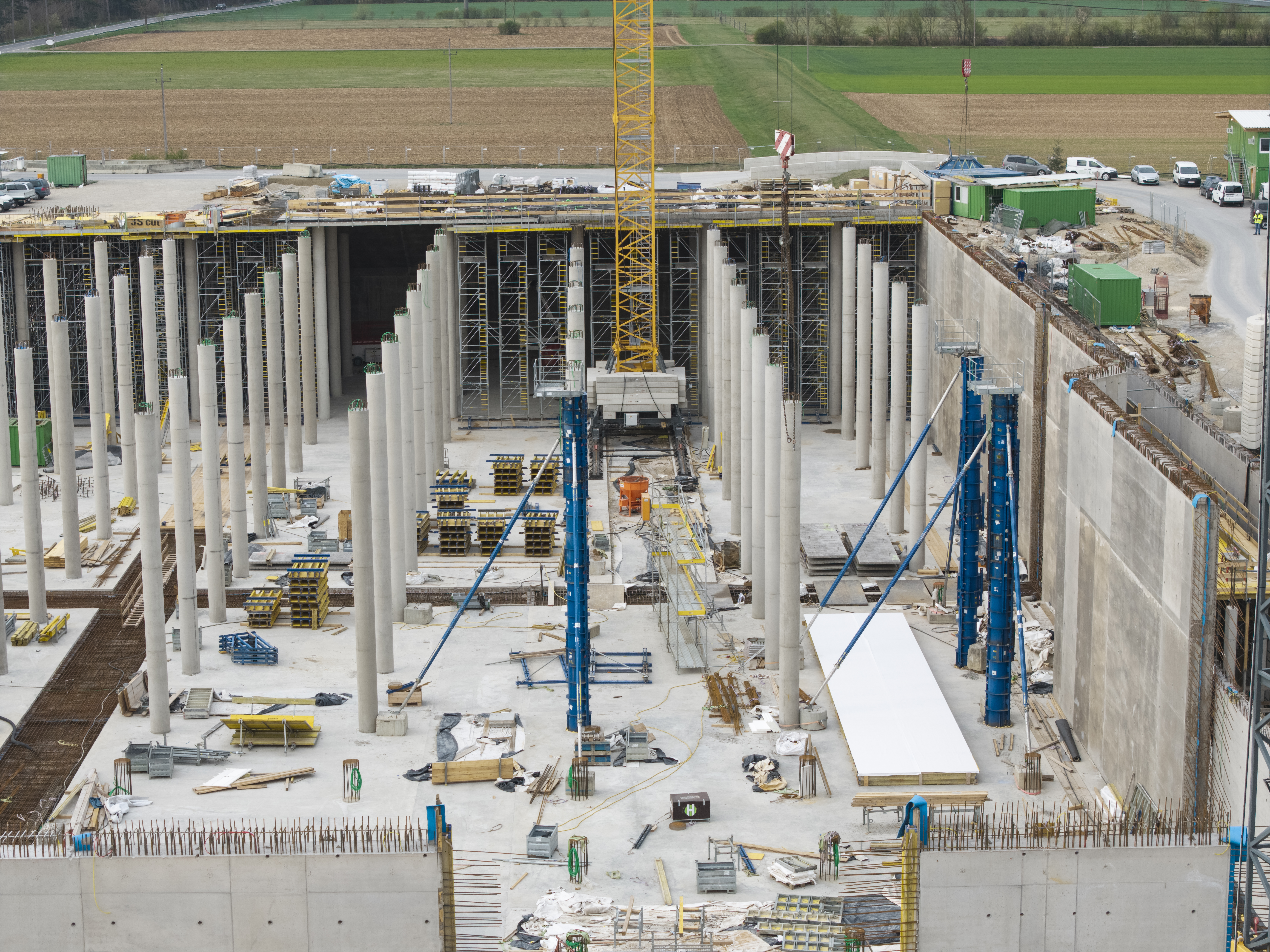 Schalung + Gerüst für 1 milliarde liter Trinkwasser